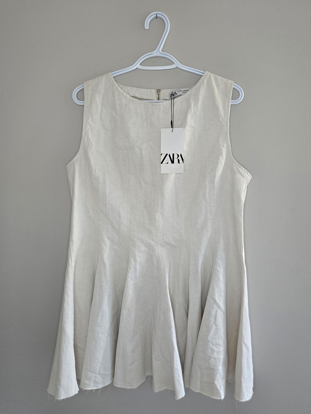 Zara sleeveless flared denim mini dress, cream oatmeal colour, xxl, new with tag